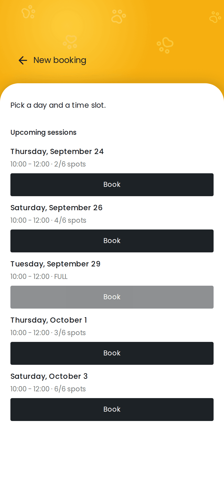 Upcoming group walks and spots left, as a client sees them in izyPet