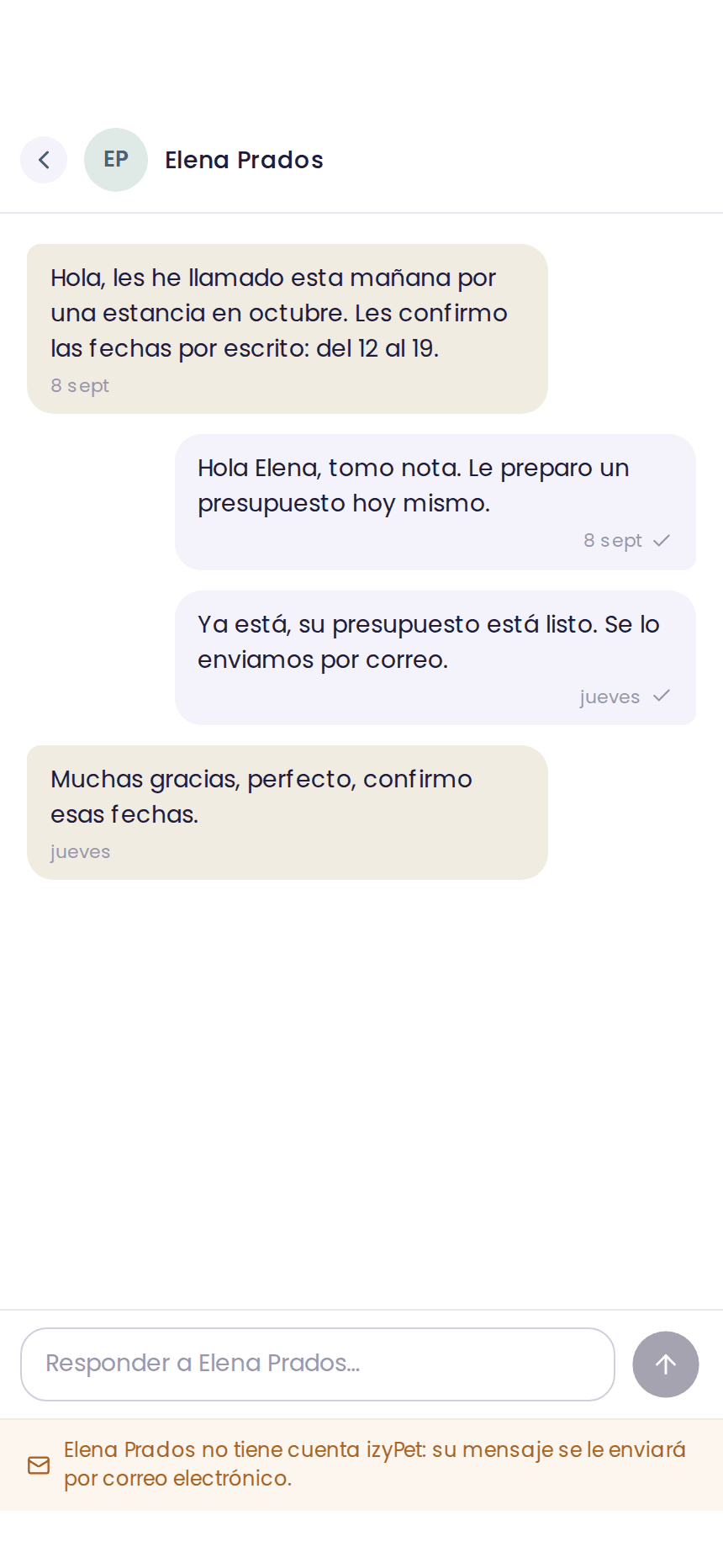 Conversación con un profesional desde el espacio cliente de izyPet