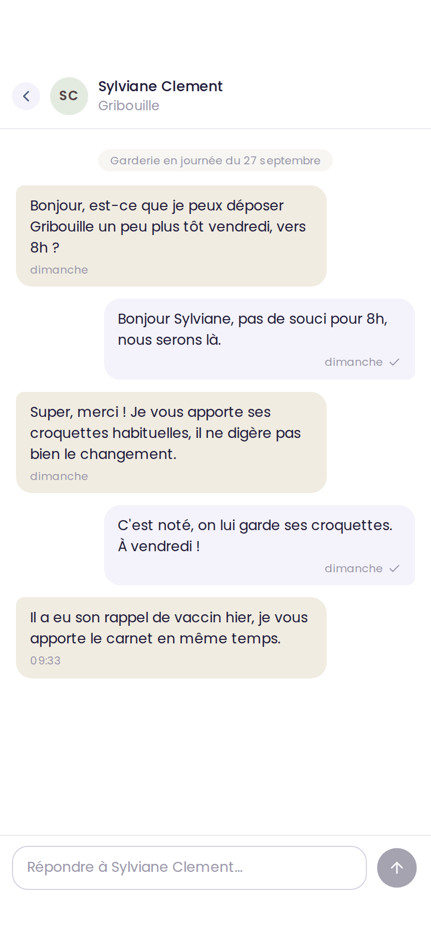 Une conversation client rattachée à un séjour dans izyPet